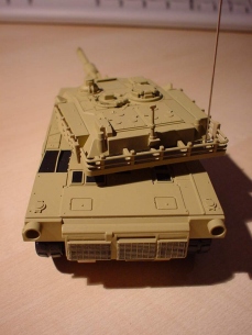 Kyosho´s M1A1 im Maßstab 1/48