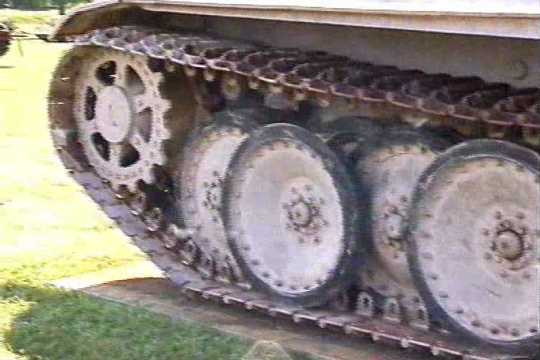 Deutscher Pz. Kpfw. V Ausf. G (Panther) (1944) - Kette vorne links