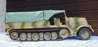 FAMO Halbkettenfahrzeug, schwerer Zugkraftwagen 18t / Sd.Kfz.9 (Eigenbau) [2153 views] [Current rating 0.67 : Good]