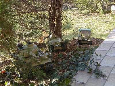 Tiger I, Sd.Kfz.251, FAMO Sd.Kfz.9