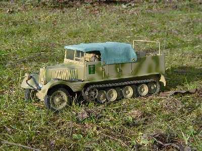 FAMO Halbkettenfahrzeug, schwerer Zugkraftwagen 18t / Sd.Kfz.9 (Eigenbau)