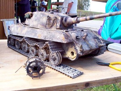 Tamiya´s Tiger II im Maßstab 1/16, Panzer VI, Sd.Kfz.182, Henschel-Turm