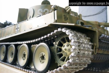 Tiger I Ausf. E von Tamiya - Maßstab 1/16 - Panzer VI, Sd.Kfz.181 - Detail Treibrad und Metallkette