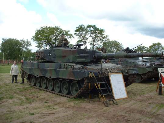Leopard 2A4 - der Sound ist cool ;)