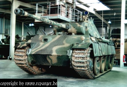 Panzer V - Panther Ausf. G - hier mit Infrarot Nachtsichtgerät