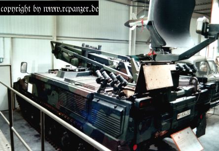 TÜR - Tiefflieger-Überwachungs-Radar auf Basis "Marder"